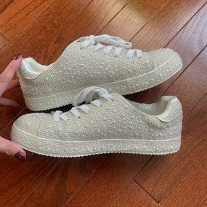 Matisse Silver/Pearl Sparkle Shoes (Size 7)